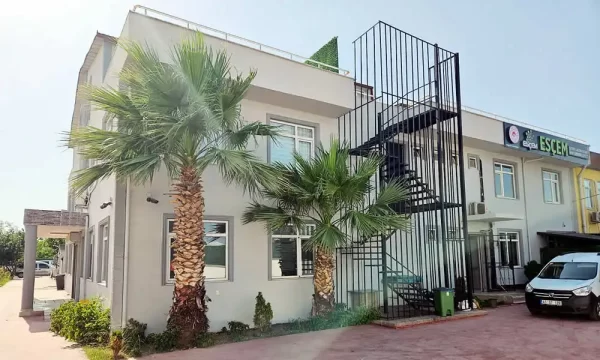 escem-mor salkım sokak